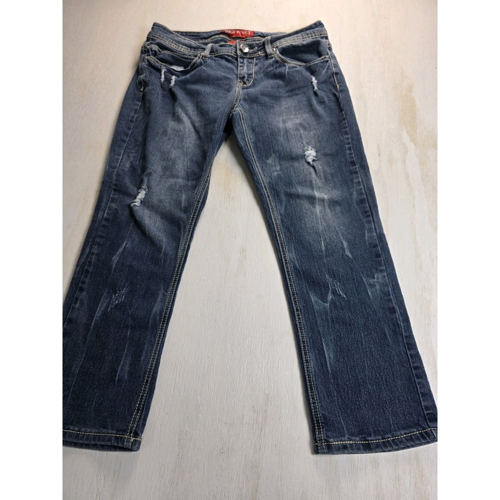 Red Rivet Size 9 Dark Blue Capri Jeans Distressed 66% Cotton